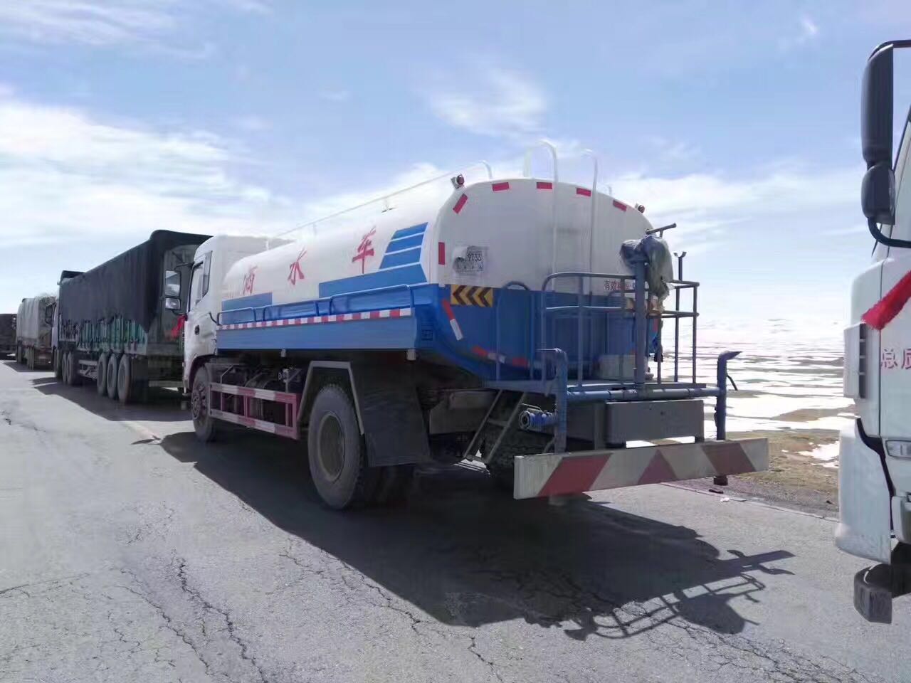 灑水車.jpg 灑水車.jpg